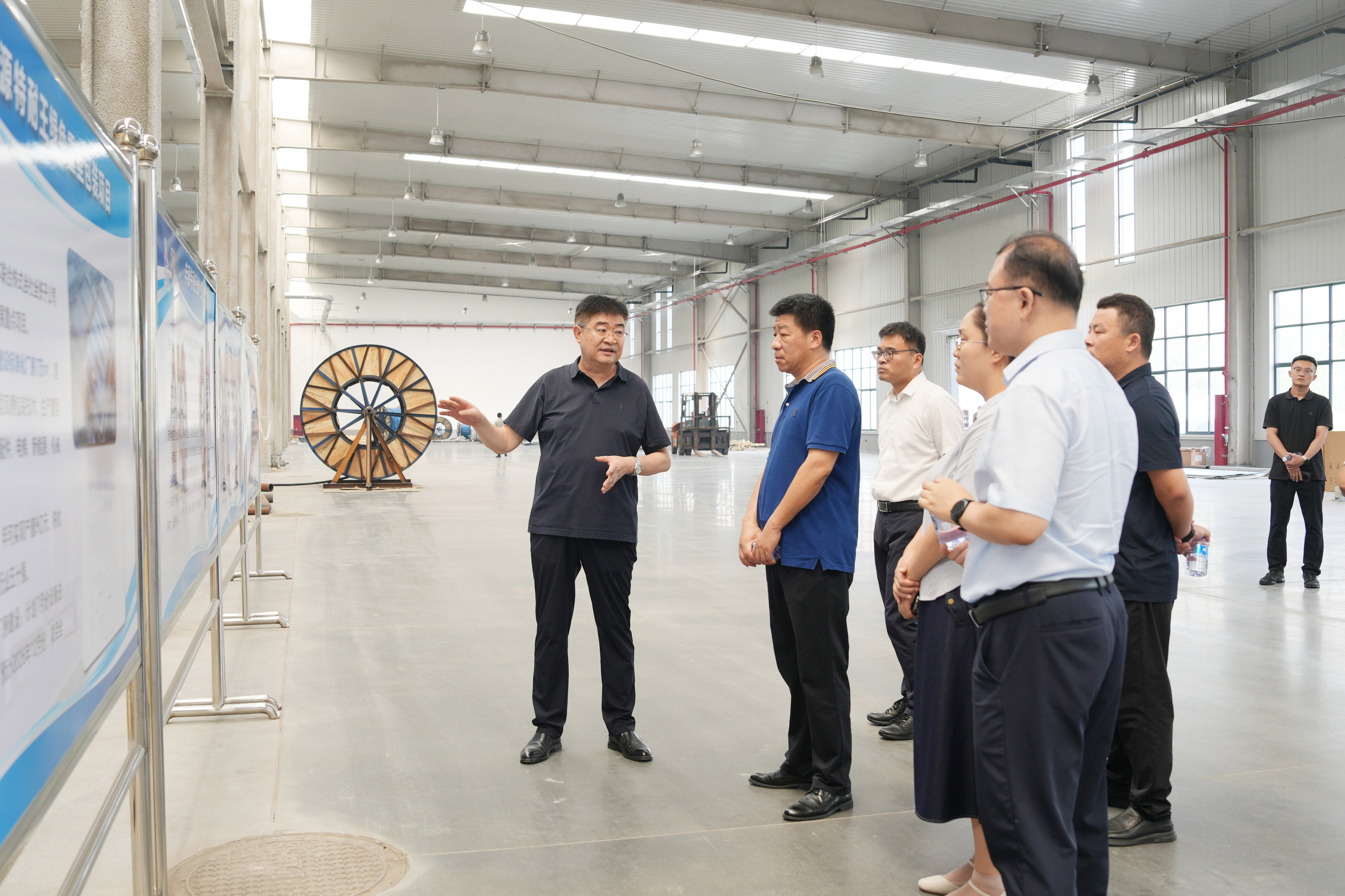 要聞 | 省重點幫扶縣專項產業基金調研組來集團調研指導工作